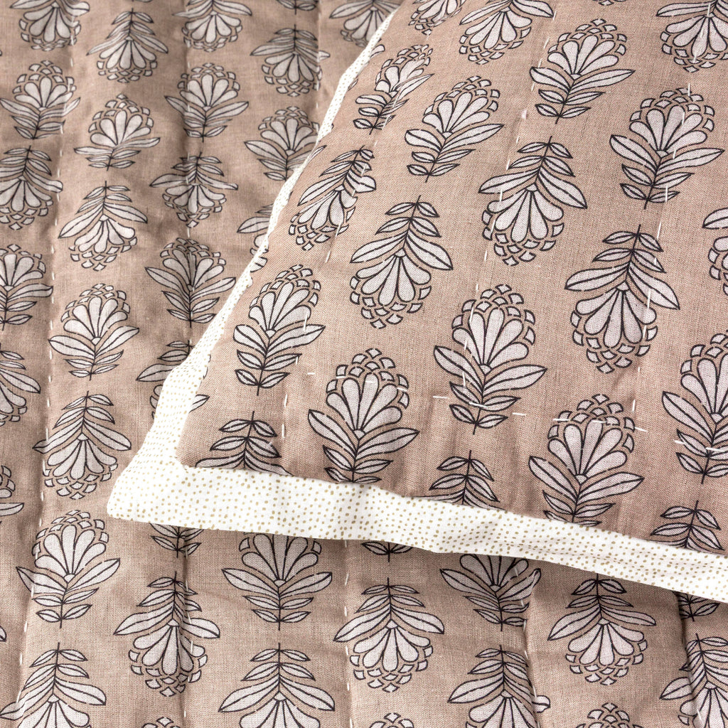 Charlie Block Print Quilt: BLUE / KING/CAL KING