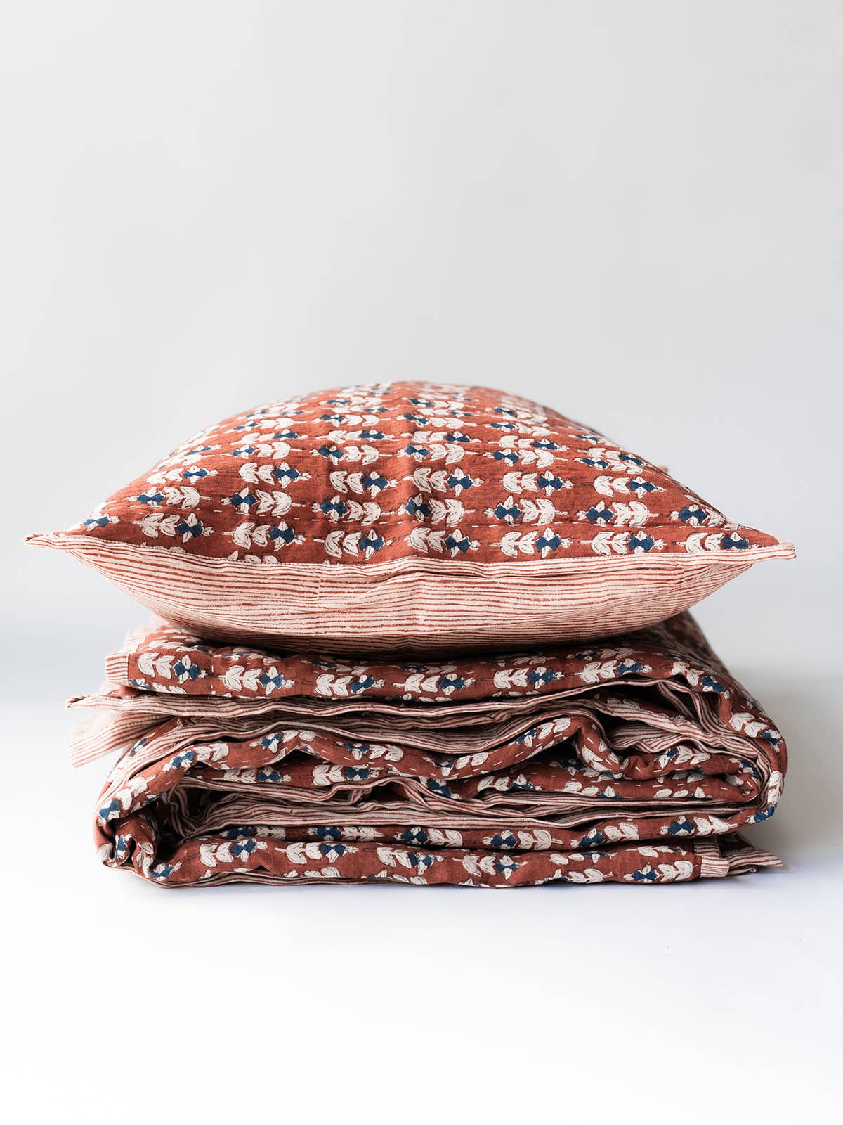 Blossom Block Print Quilt: ORANGE / KING/CAL KING