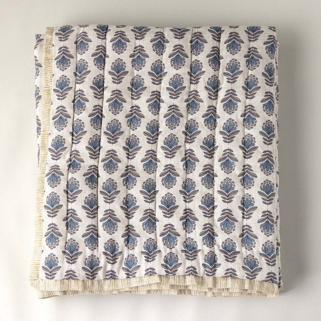 Charlie Block Print Quilt: BLUE / KING/CAL KING