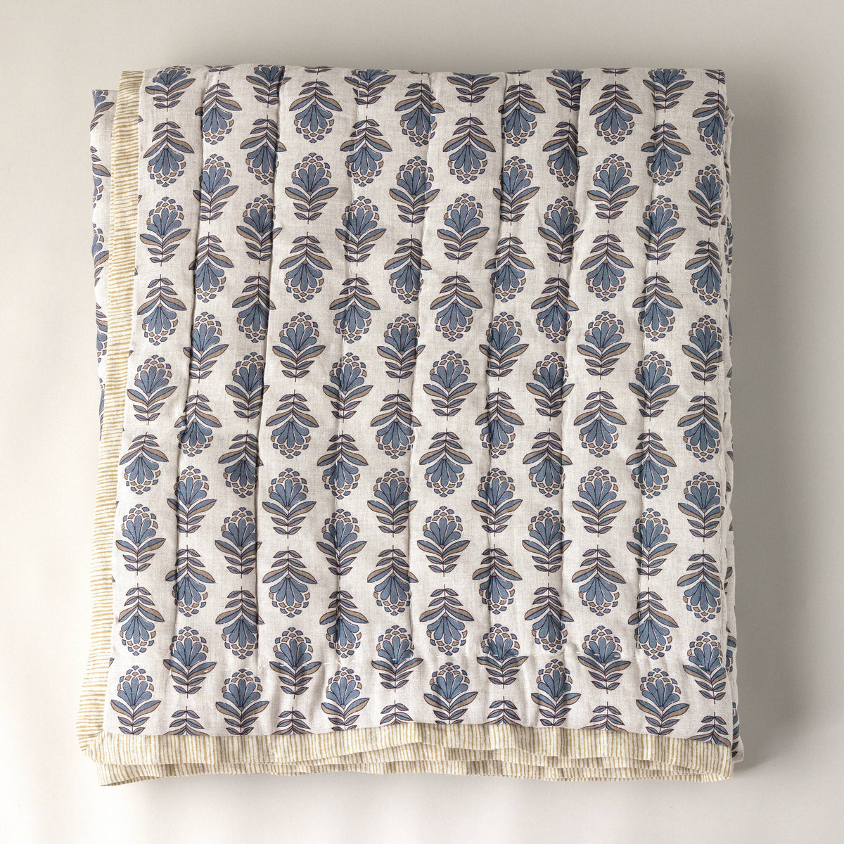 Charlie Block Print Quilt: BLUE / KING/CAL KING