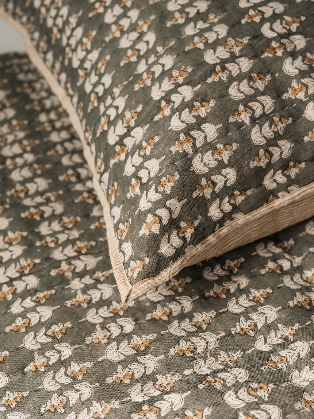 Blossom Block Print Sham: ORANGE / KING