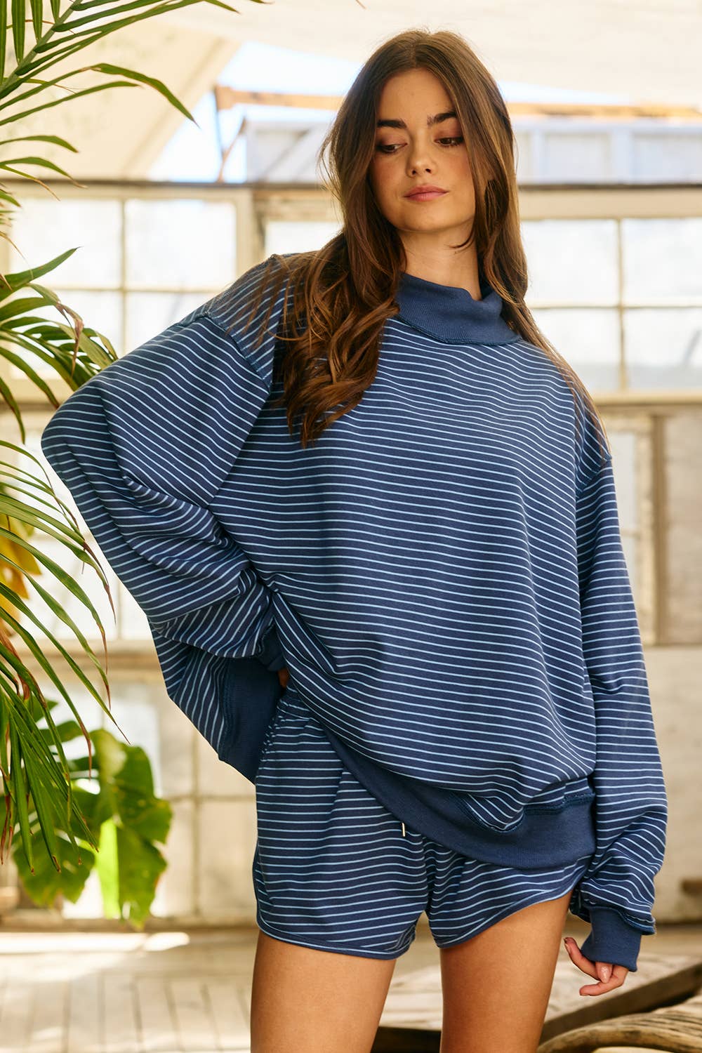 IT2594-STRIPE1 | Stripe Print Mock Neck Oversized Sweatshirt: PEACH / BLUE / S/M-L/XL (3-3)