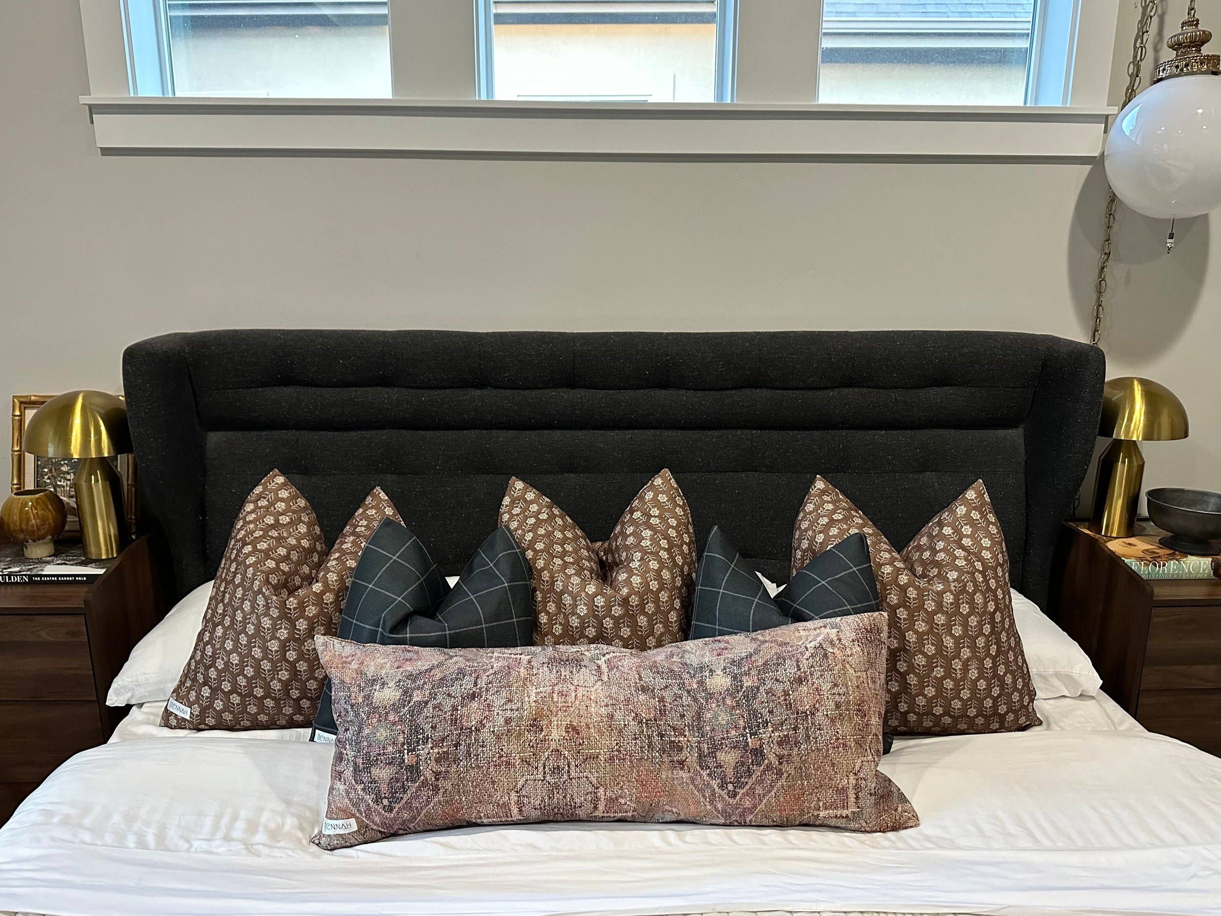 Roux Pillow Cover: 22x22 Cover Only