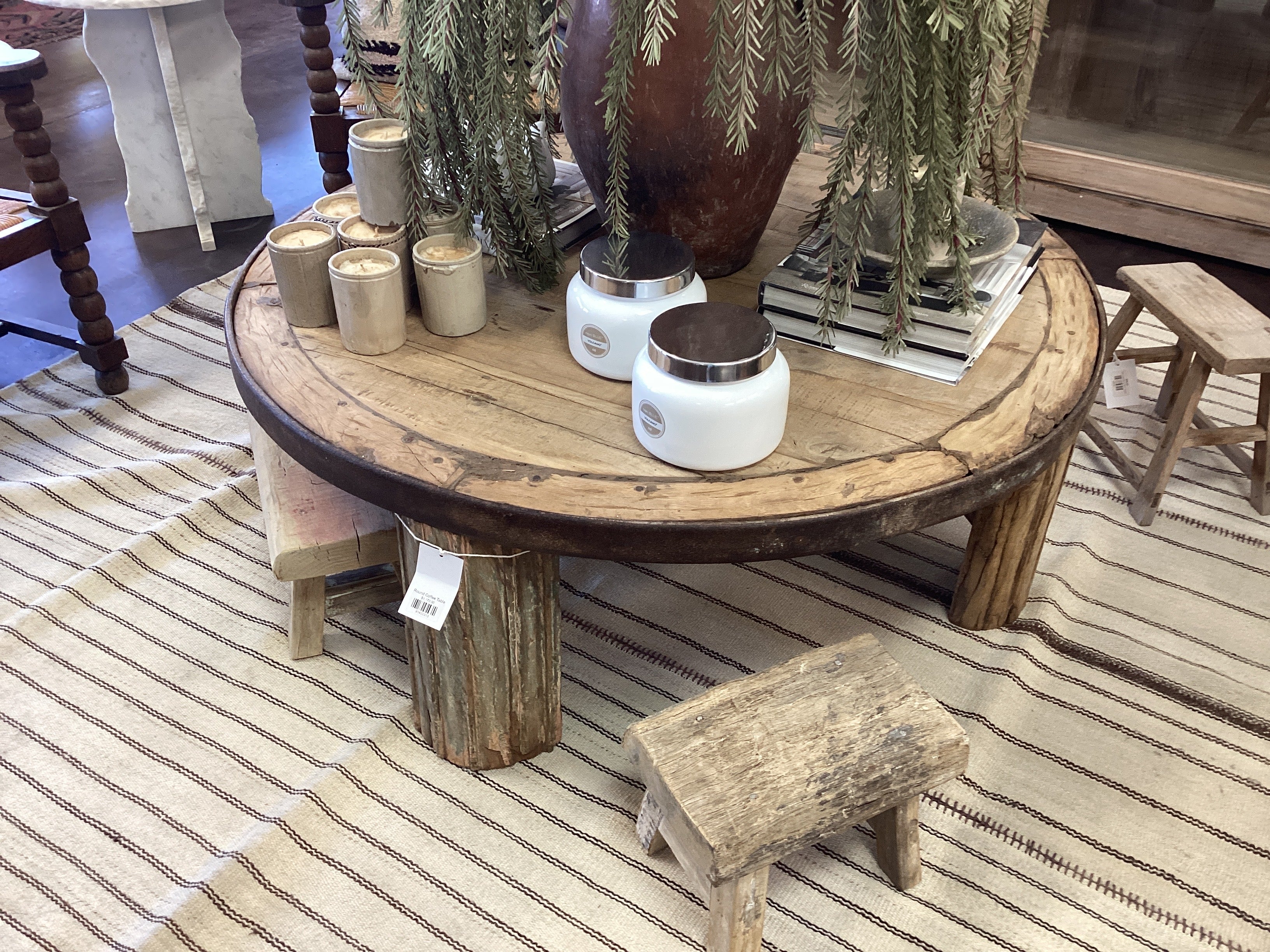 Round Coffee Table -0825250510