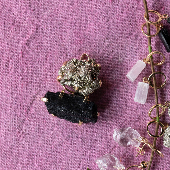 Contrasts Duo Pendent