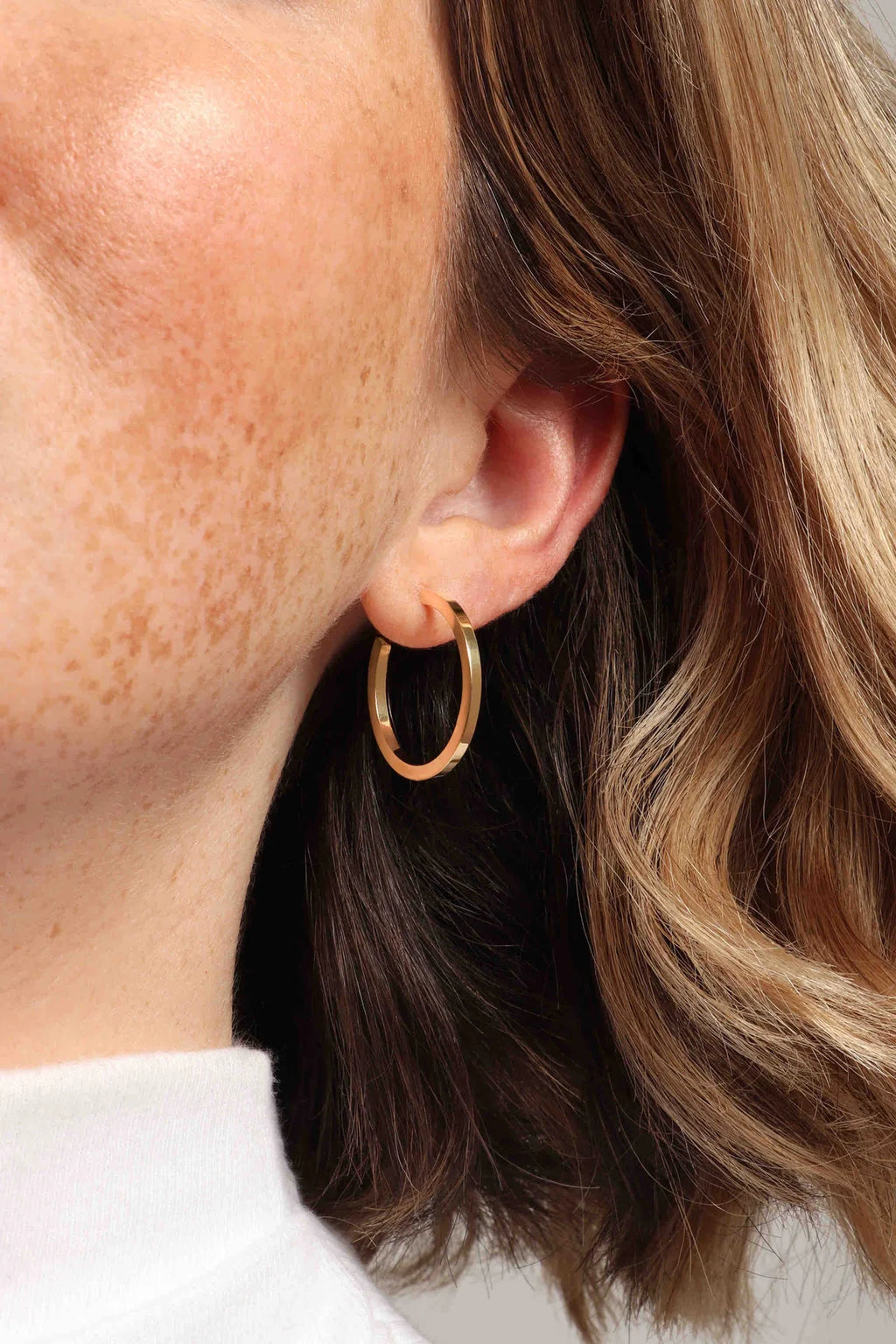 Jay Hoops 1" Gold