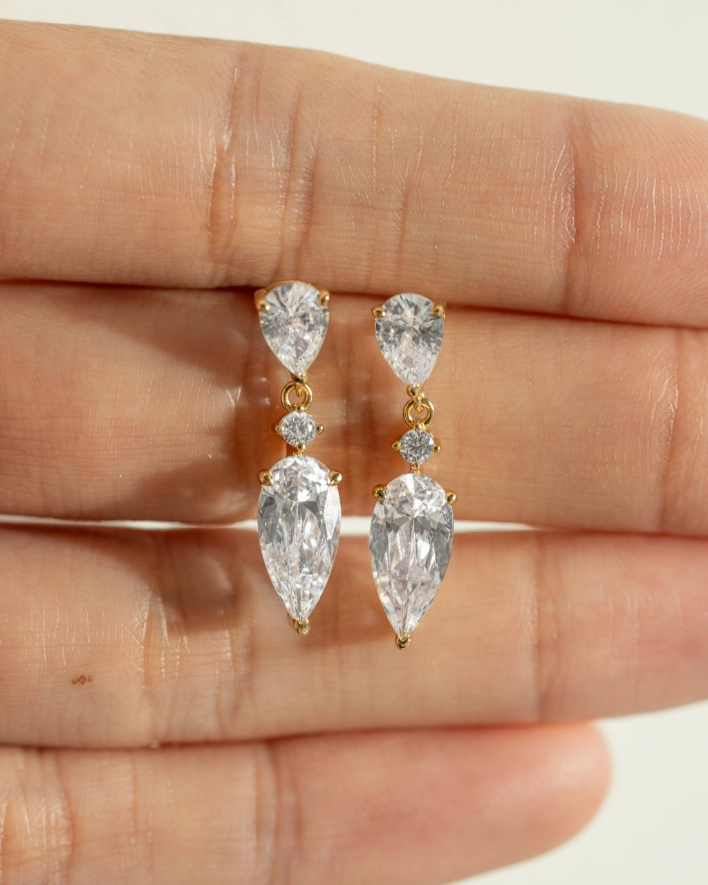 Juliette Pear Drop Earrings: Silver