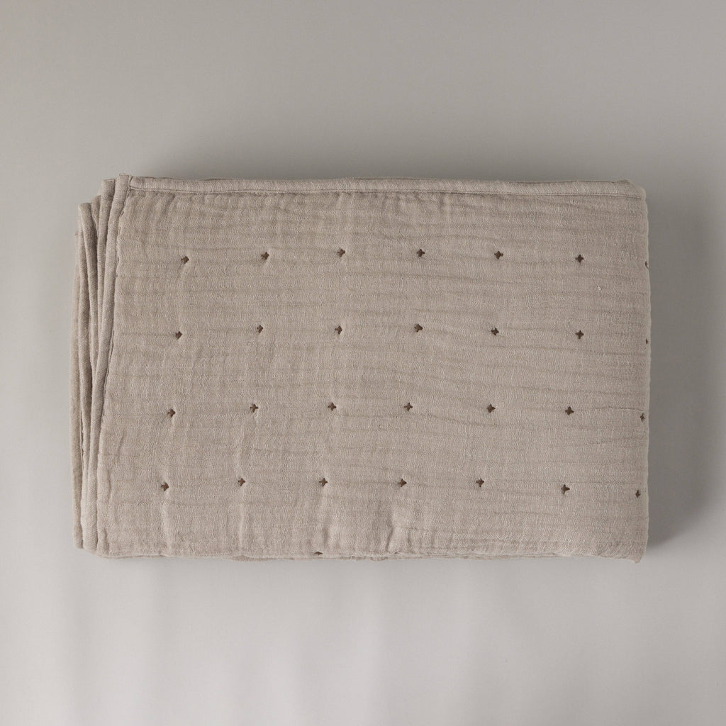 Tack Stitch Quilt: NATURAL / KING/CAL KING