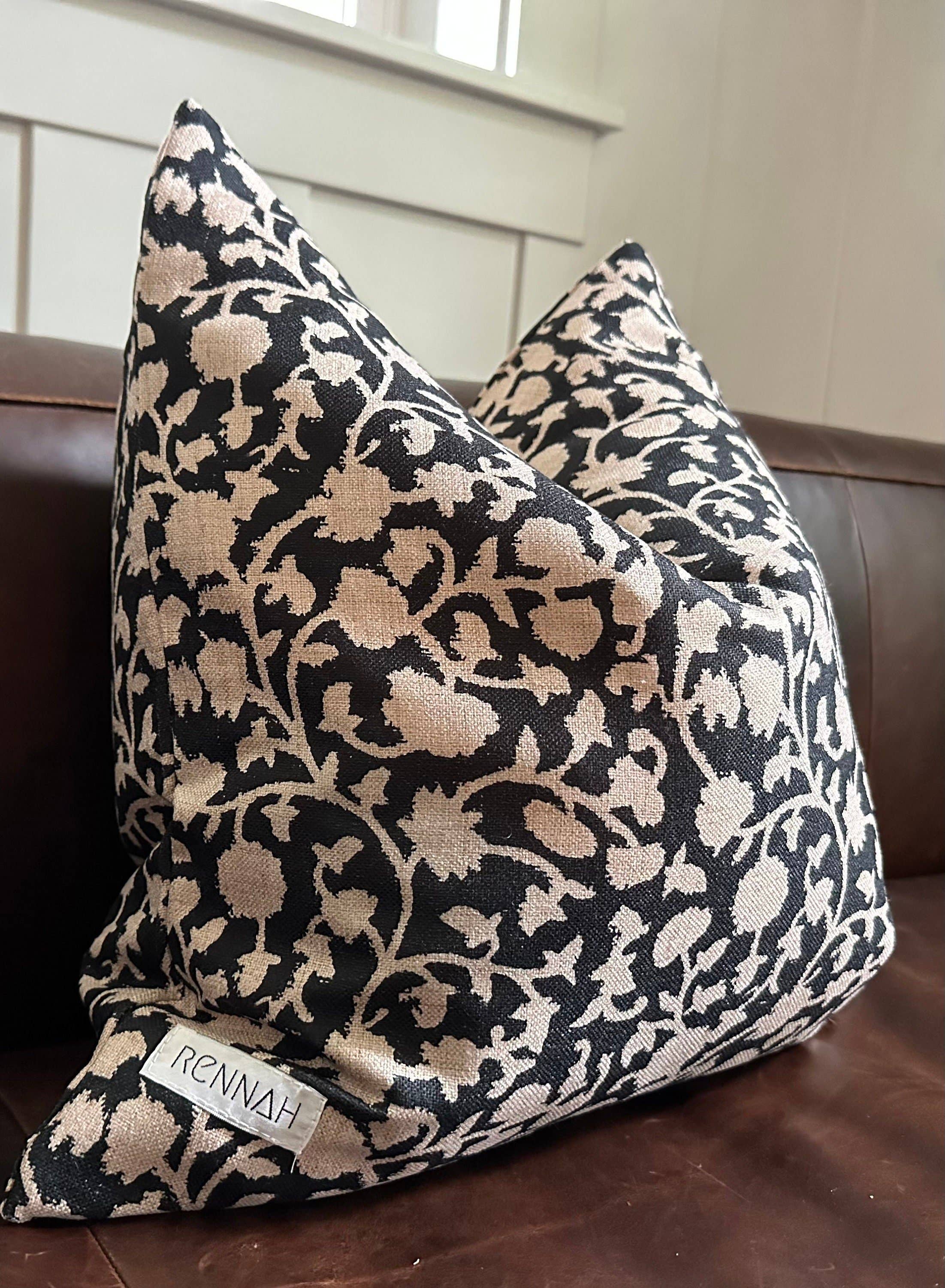 Pepper Pillow Cover: 22x22 Cover Only