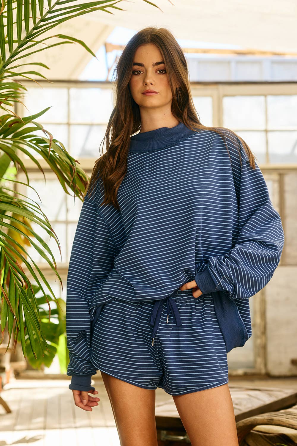 IT2594-STRIPE1 | Stripe Print Mock Neck Oversized Sweatshirt: PEACH / BLUE / S/M-L/XL (3-3)