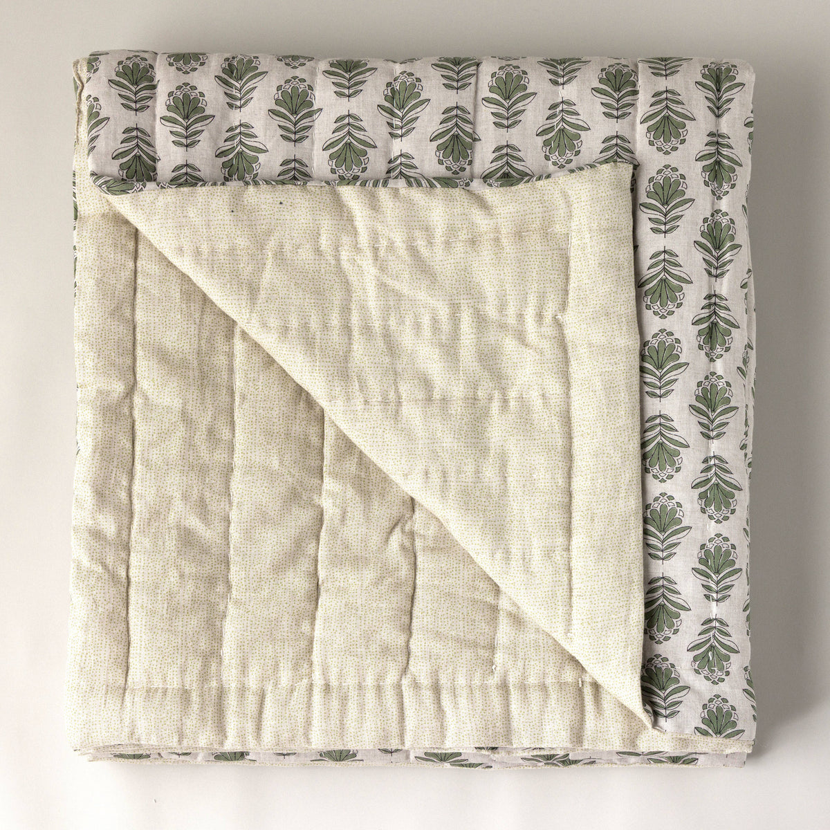 Charlie Block Print Quilt: BLUE / KING/CAL KING