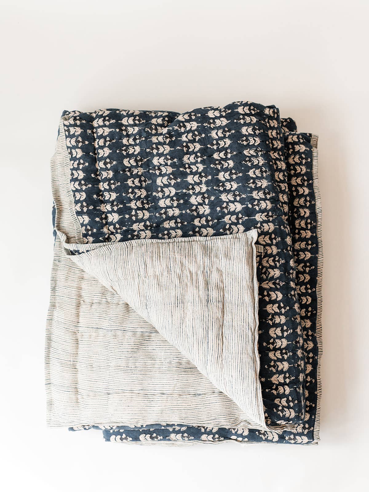 Blossom Block Print Quilt: ORANGE / KING/CAL KING