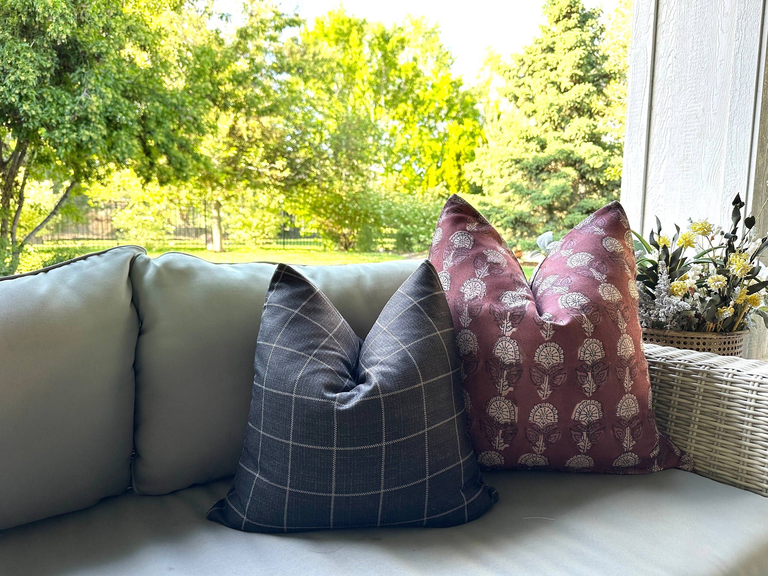 Lo Outdoor/Indoor Pillow Cover: 22x22 Cover Only