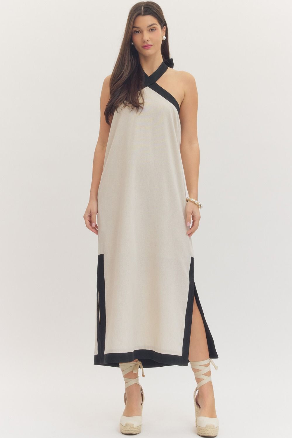 Contrast Trim Halter Maxi Dress