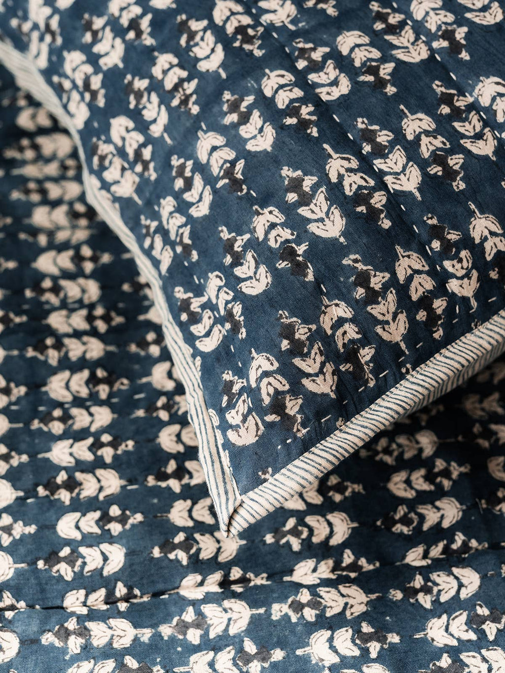 Blossom Block Print Quilt: ORANGE / KING/CAL KING