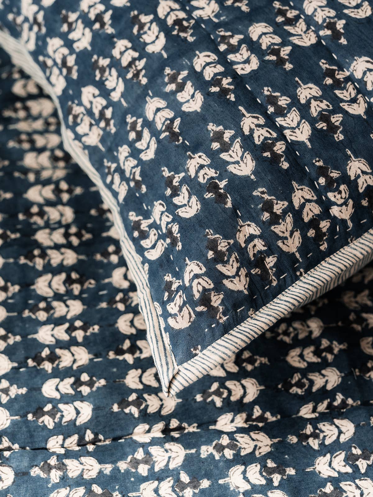 Blossom Block Print Quilt: ORANGE / KING/CAL KING