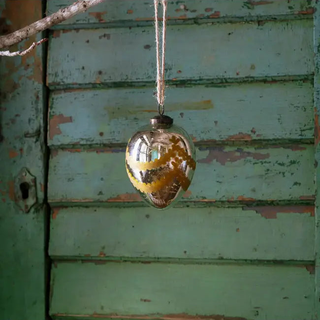 Venetian Glass 4 inch Egg Ornament